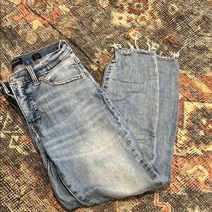 Lucky Brand Blue Ankle Cropped Jeans with Vintage Fading